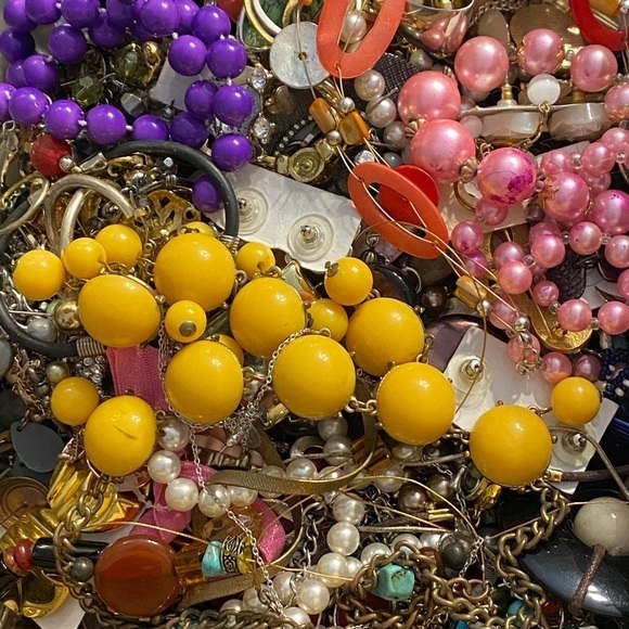 Junk Jewelry Box - Picture 14 of 15